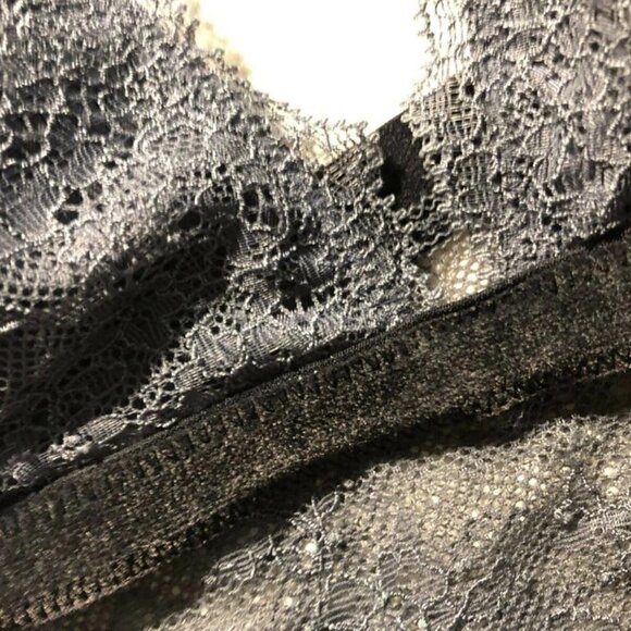 Victoria's Secret Satin Lace Bralette Medium #3713-3 - Picture 3 of 4